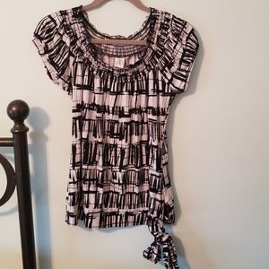 Black and White Printed Blouse